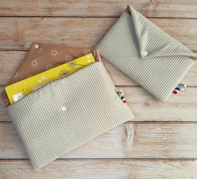 Pochette à livre
