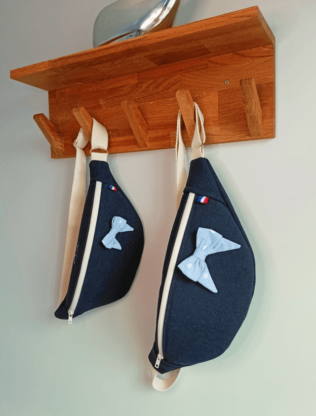 Banane Mini Denim bleu avec nœud amovible